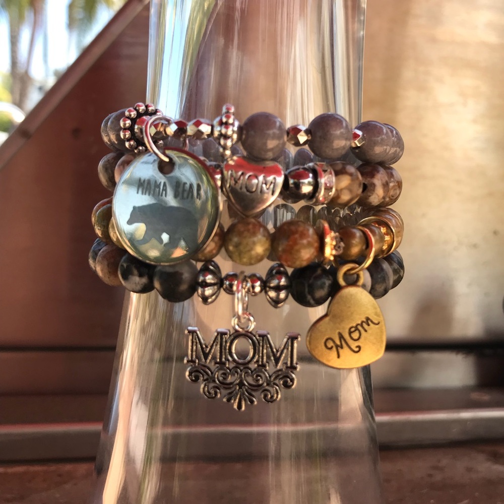Handmade “MOM” charmed Bracelet